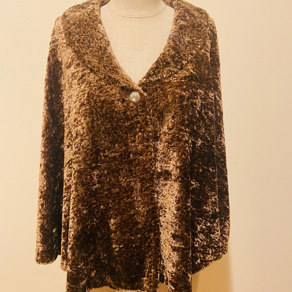 Vintage Connected Crushed Velvet Cape